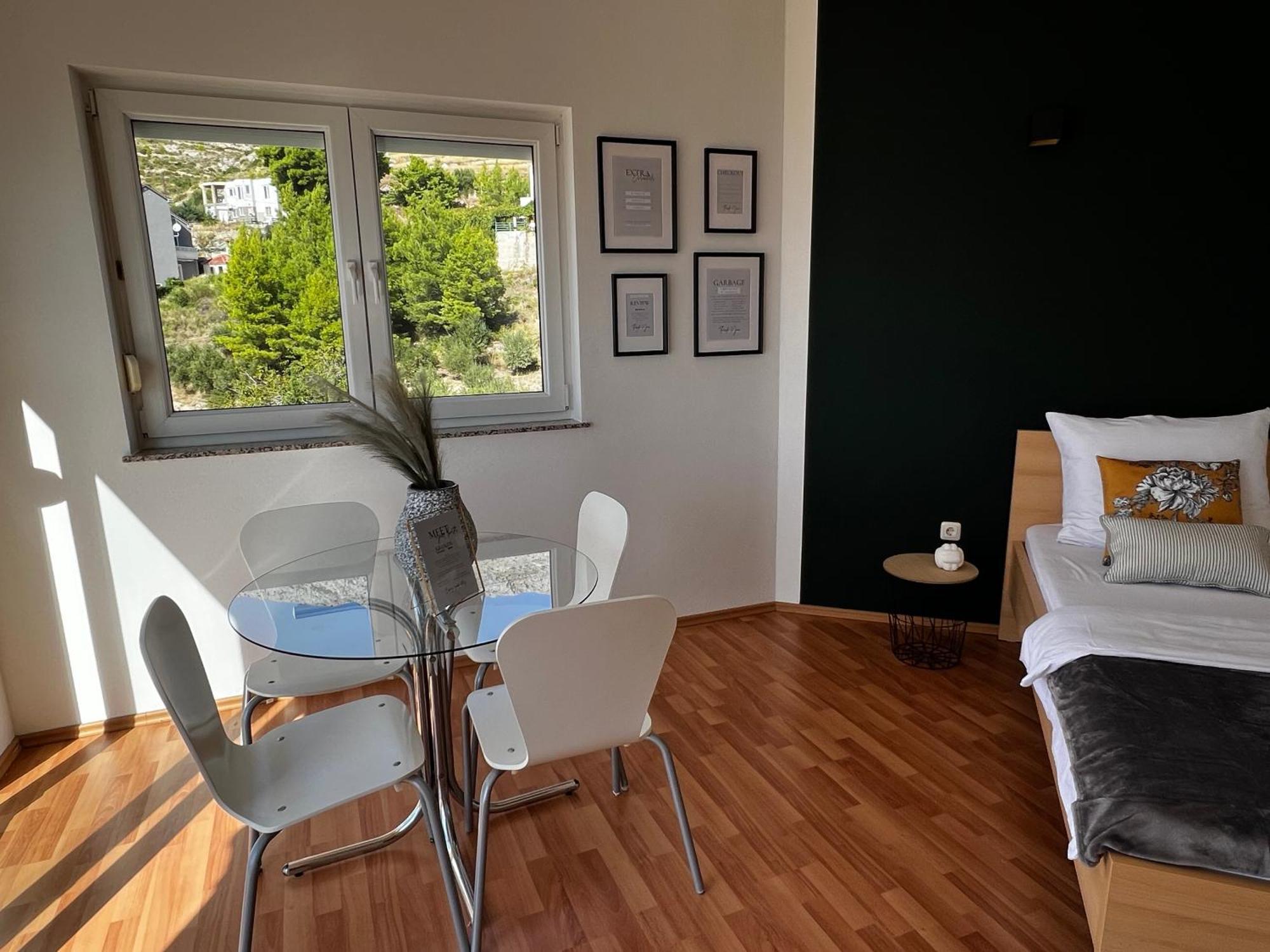 Kavajin Rooms Duće Kamer foto
